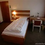 Carlton 3* Duisburgo