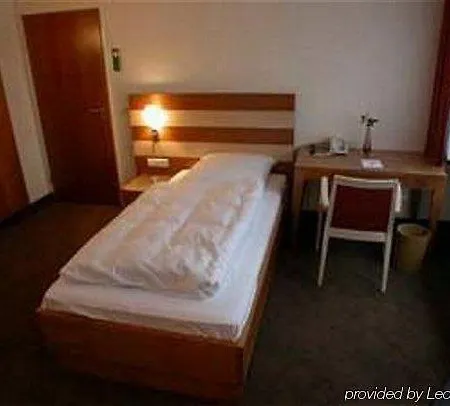 Carlton 3* Duisburg